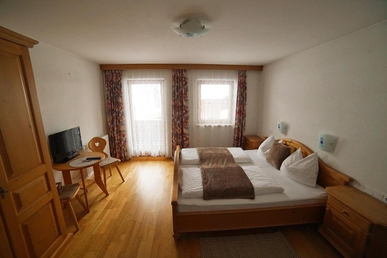 Oberstockachhof Apartment Schwendau Bagian luar foto